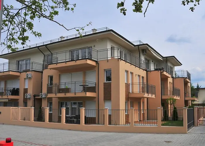 Zen Sunshine Lägenhet Zamárdi